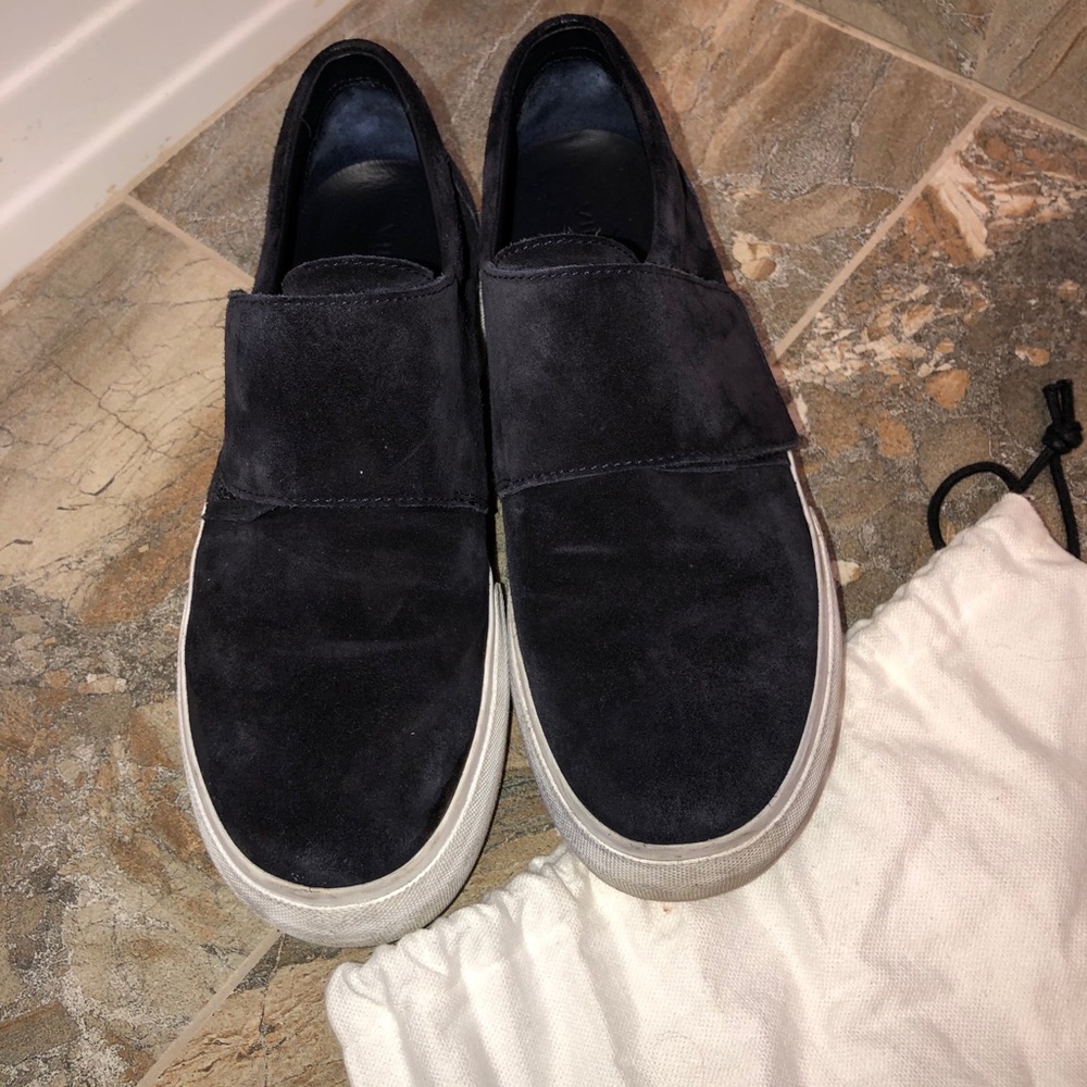 Vince. Blue sneakers